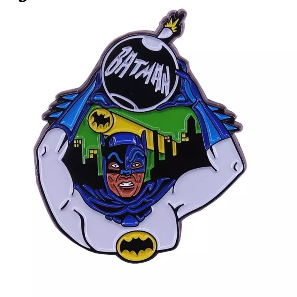 Batman pin
